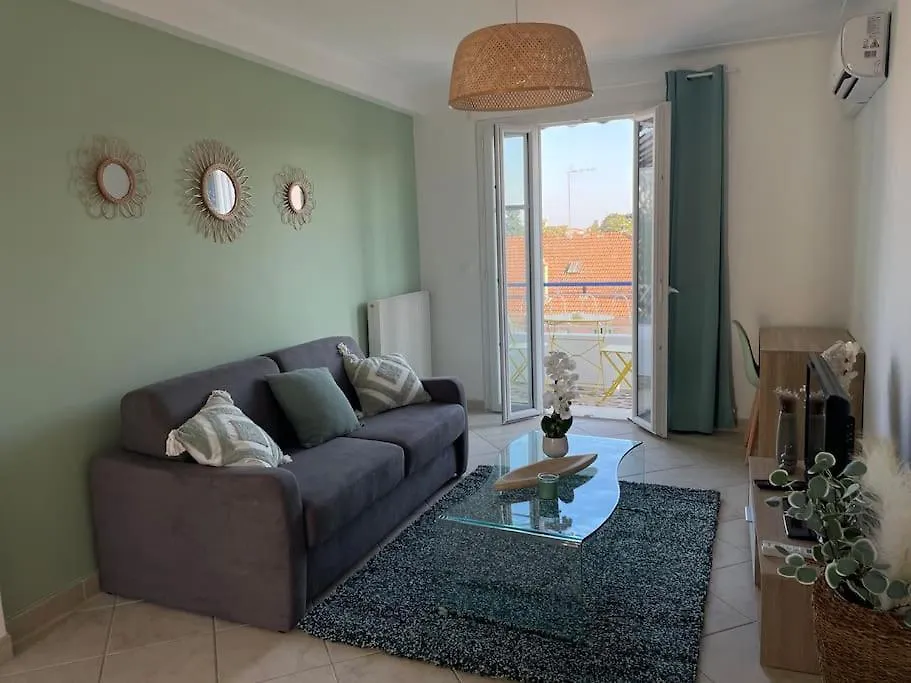 הקונטקטים של Magnifique Appartement 2P A Cannes Avec Vue Mer
